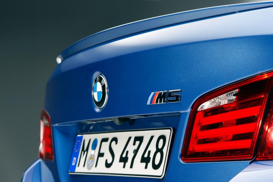  BMW M5 2012 года  (фото 283 из 319)